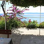 Appartement In With Sea View, Terrace, Air Conditioning, Wi-fi *