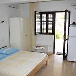 Appartement In With Sea View, Terrace, Air Conditioning, Wi-fi Pisak
