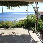 In With Sea View, Terrace, Air Conditioning, Wi-fi Pisak