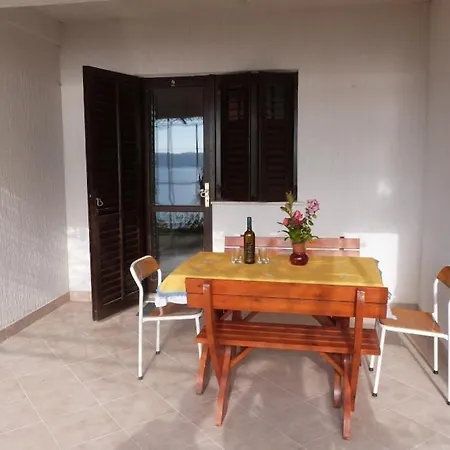 In With Sea View, Terrace, Air Conditioning, Wi-fi 公寓 皮萨克