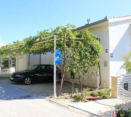 In With Sea View, Terrace, Air Conditioning, Wi-fi 皮萨克